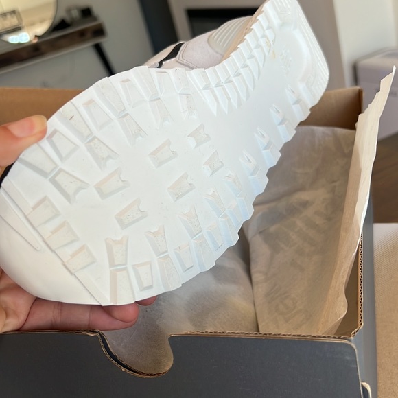 New balance men shoes - Picture 5 of 5